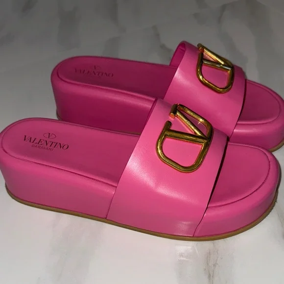 Valentino Fuchsia Sandals with Gold Emblem - Picture 3 of 5